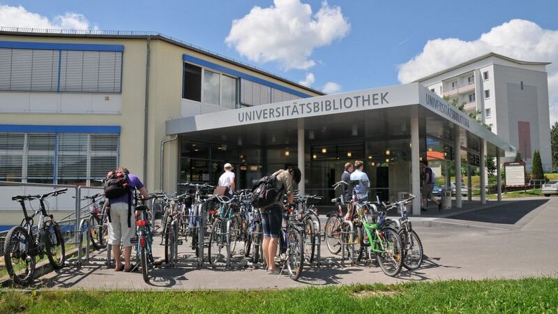 Datei:TU-Ilmenau-Universitaetsbibliothek.jpg